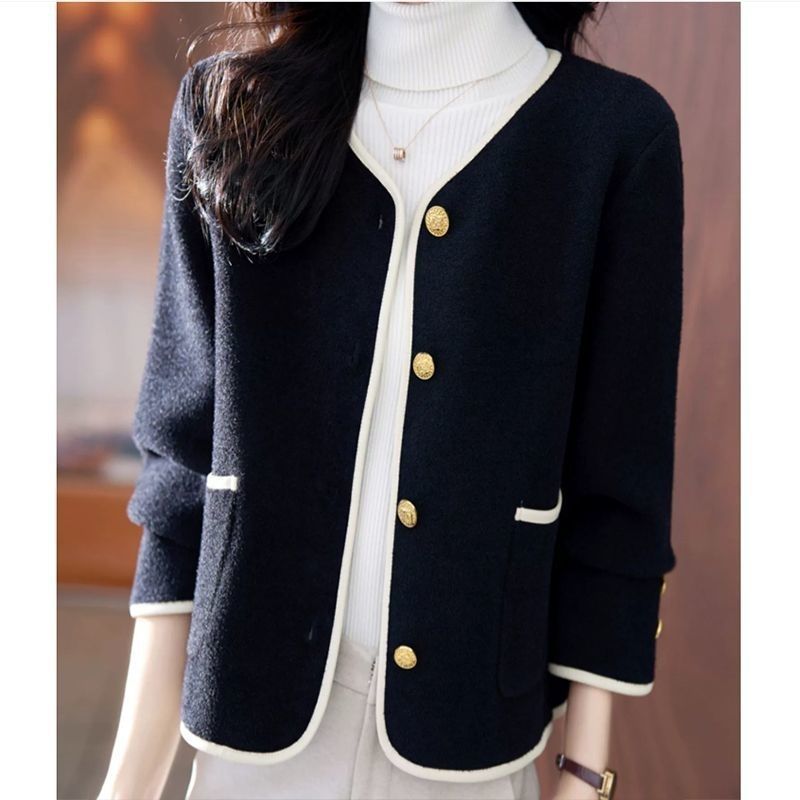 Spring, autumn and winter new jackets, women's small fragrance, Korean crew neck contrasting casual tops, loose fashion, fashionable and versatile cardigan women