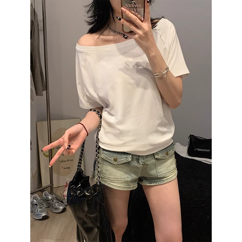 White solid color slanted shoulders and off-the-shoulder short sleeve T-shirt women's 2025 summer new one-shoulder loose shoulder covering thin top
