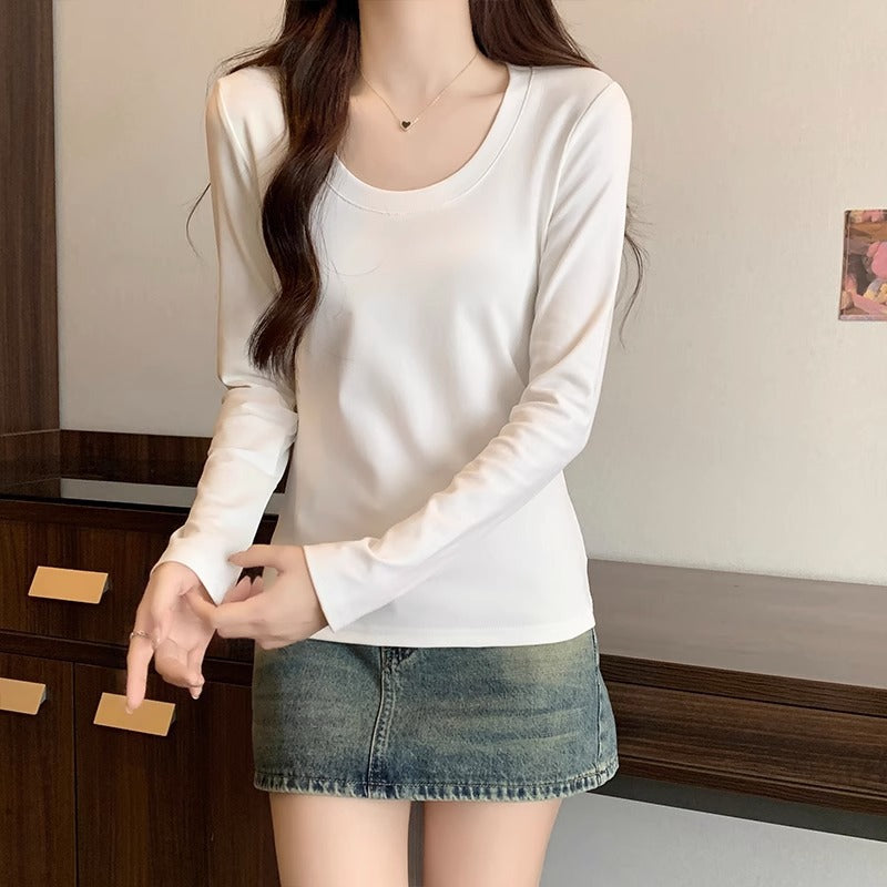Black slim slim long-sleeved base shirt T-shirt women's autumn and winter new pure desire hot girl big neckline open collarbone top