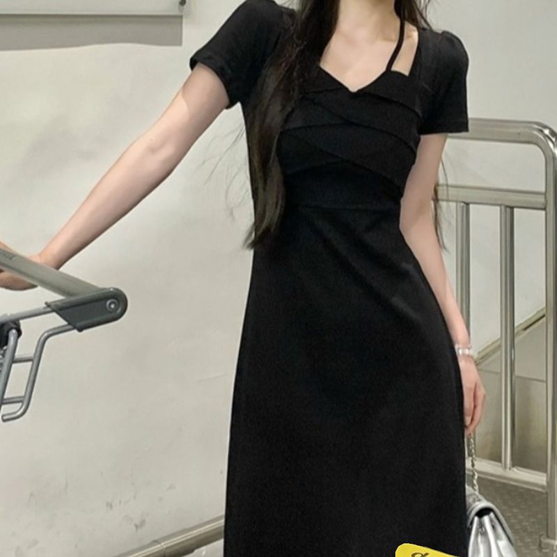 2025 French halterneck drape dress women's new summer slightly chubby mm waist slimming and fleshy temperament long skirt