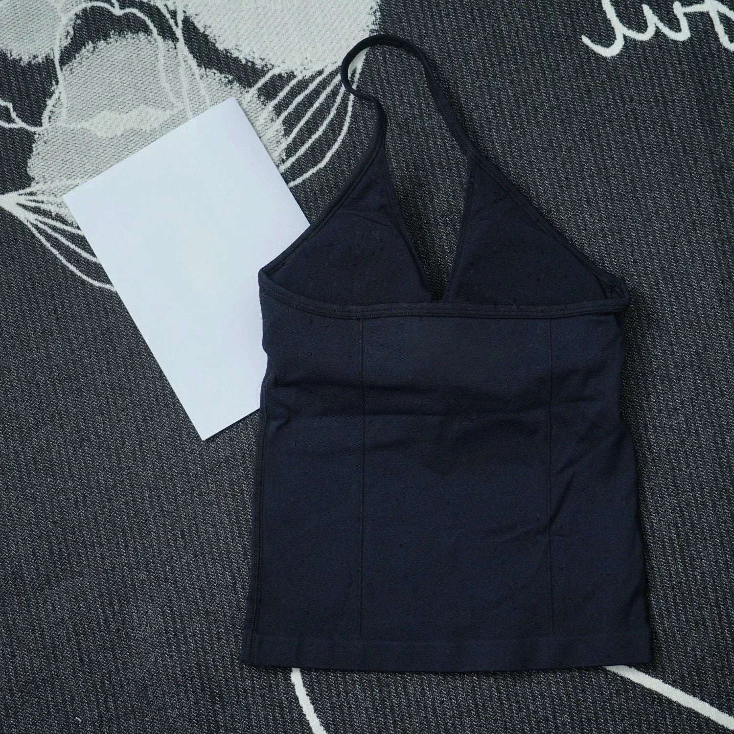 Women's Yoga Clothes  Sports Bras  Sexy Seamless Sportswear  Backless Sportswear  A Must for Training and Sports