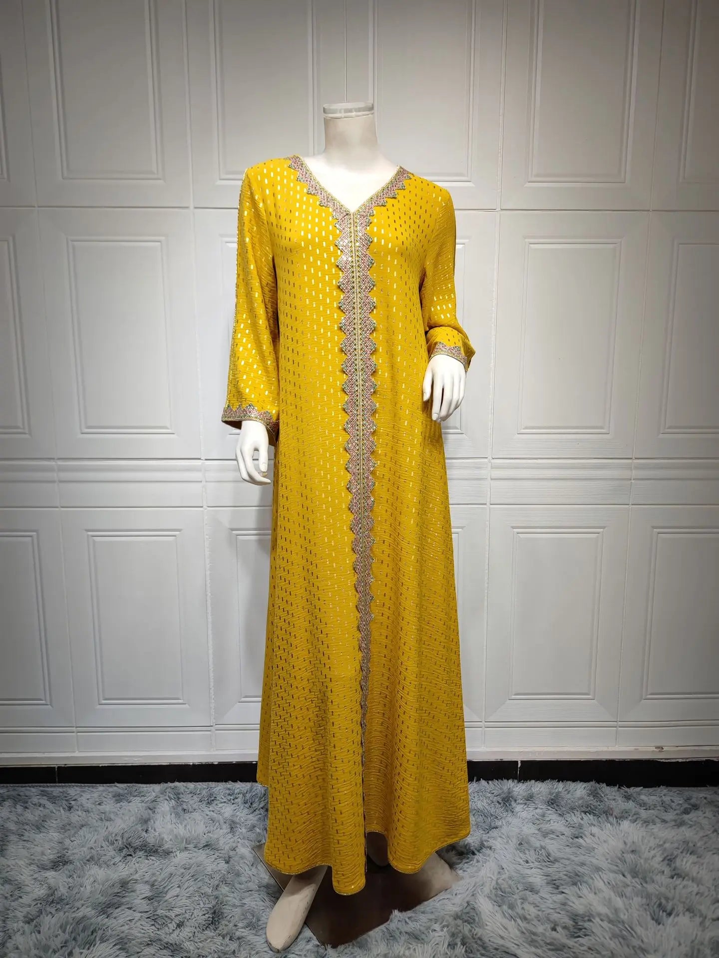 Modest Muslim Maxi Dress For Women Spring 2025 Lace Tape Trim V Neck Long Sleeve Loose Arab Oman Dubai Gold Stamping Robe Pink