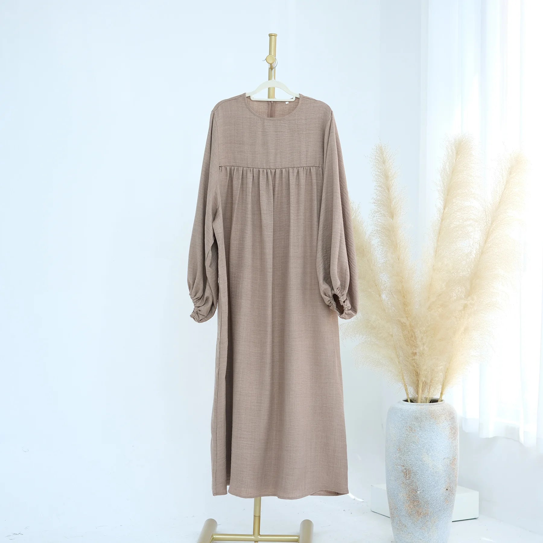 Modest Nursing Clothes for Muslim Women 2025 Elegant Arabic Muslim Dress Eid Dubai Plain Nursing Abaya Fashion Turkey Solid Robe