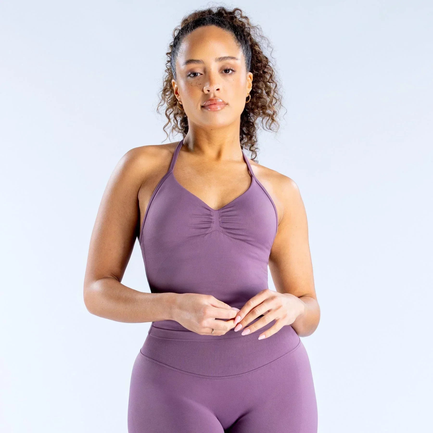 Women's Yoga Clothes  Sports Bras  Sexy Seamless Sportswear  Backless Sportswear  A Must for Training and Sports